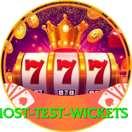 most test wickets - VIP Deluxe - 2